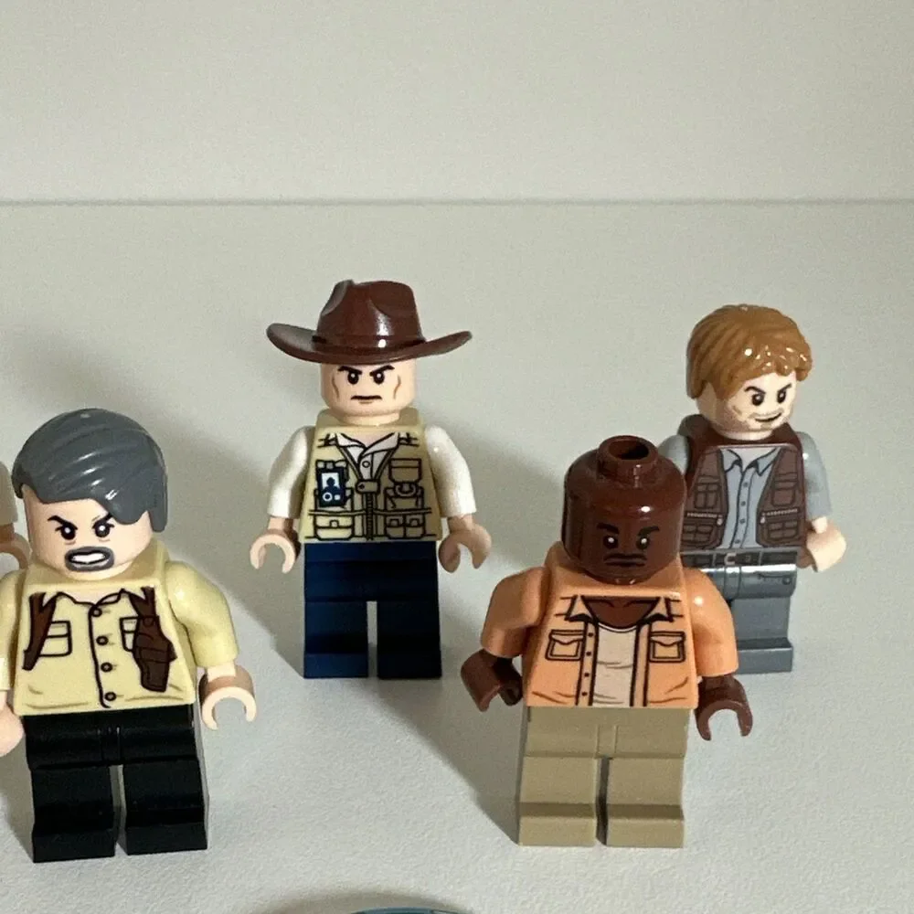Lego Jurassic World And Park Minifigure Lot Vic Simon Claire World Tag Barry